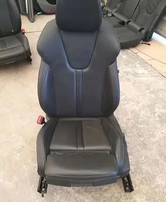 Skoda Octavia Mk4 Front driver seat 5E3971369C