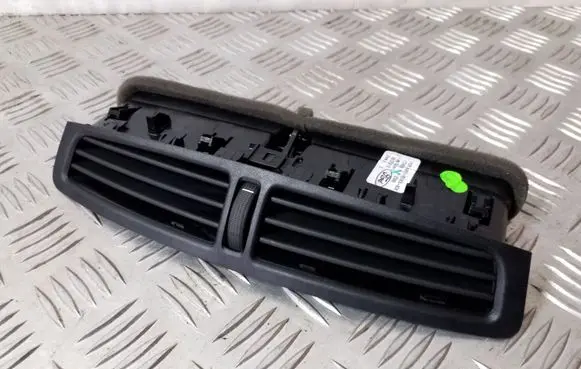 Ford C-MAX II Rear air vent grill FDRAM51R01815ACW