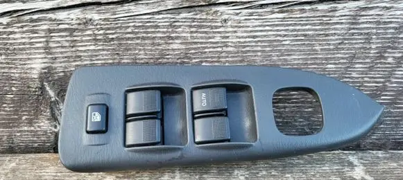 Mazda 626 Electric window control switch 9GE4T514176 1763J7N
