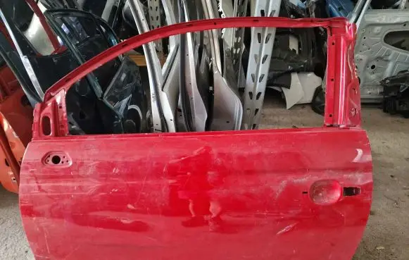 Fiat 500 Front door