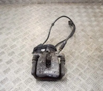Mercedes-Benz B W246 W242 Rear brake caliper A2465401205 A2465460543