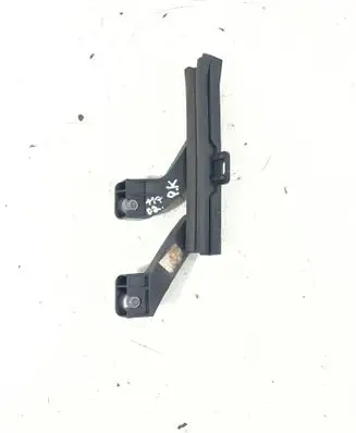 Peugeot 308 Front door windshield rail 9802148080