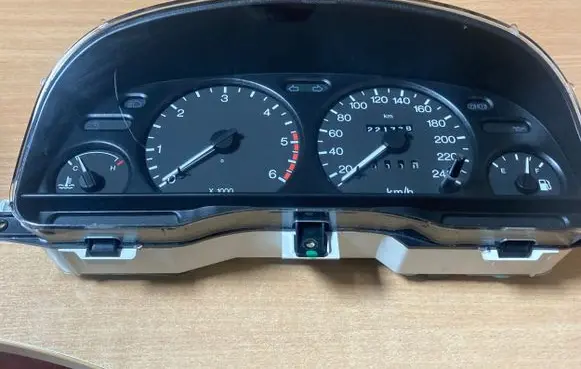 Jaguar X-Type Speedometer (instrument cluster) 98BB10849