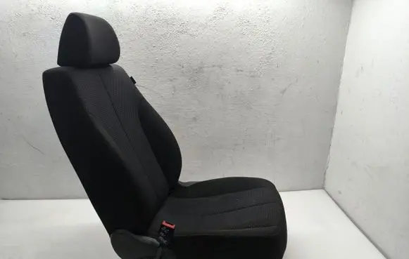Volkswagen PASSAT B6 Front driver seat