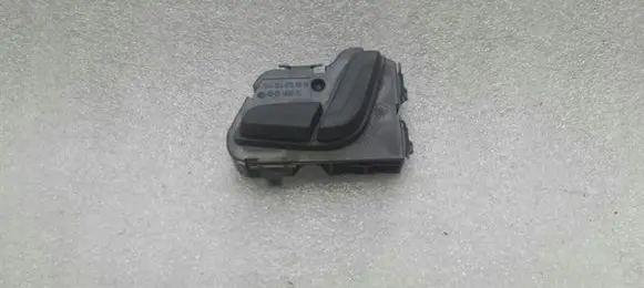Mercedes-Benz C W204 Seat control switch A2048709010