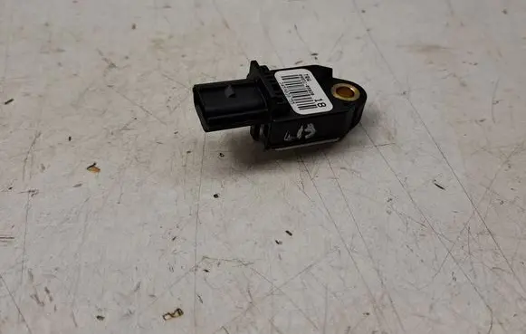 Toyota Verso Airbag deployment crash/impact sensor 8983105020