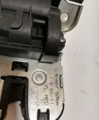 Audi A5 8T 8F Tailgate/trunk/boot lock/catch/latch 8K9827505A