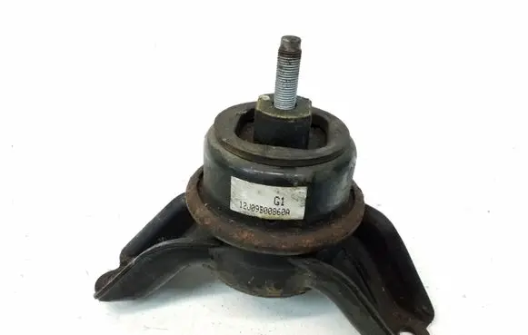 KIA Sportage Engine mount bracket