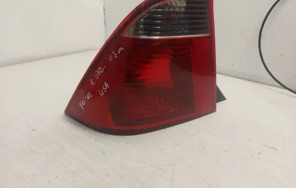 Ford Focus Rear/tail lights 5s43 13b505 a