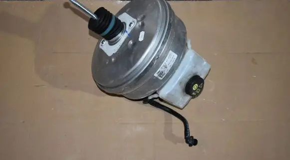 Porsche Cayenne (9Y0 9Y3) Brake booster 9Y0612103A55