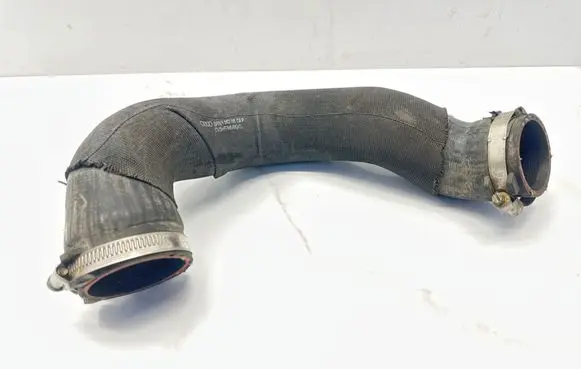 Intercooler hose/pipe