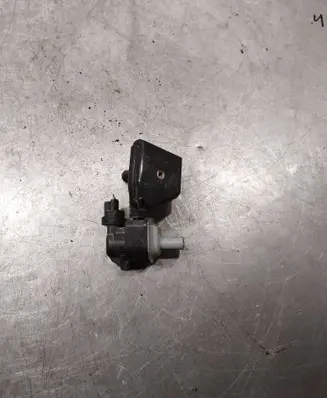 Mazda 3 III Vacuum valve 1362007230