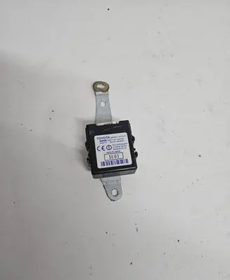 Toyota Prius (NHW20) Door control unit/module 8999147010 48411010230 3833AASAT2