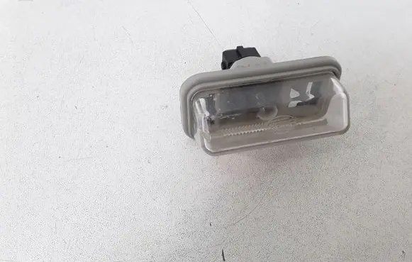 Toyota Avensis T250 Number plate light