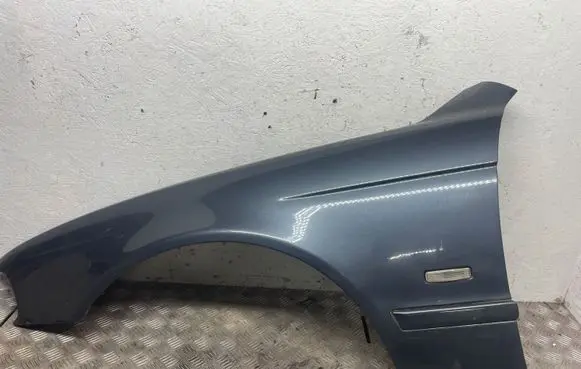 BMW 5 E39 Fender 