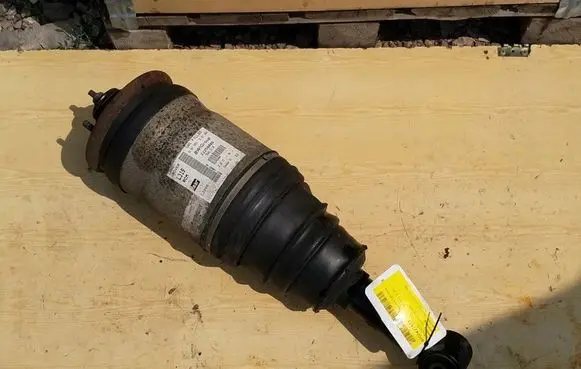 Land Rover Evoque I Front air suspension shock absorber CJ3VA