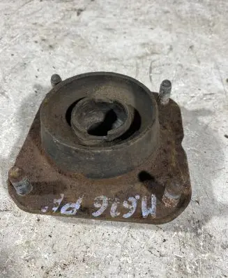 Mazda 626 Coil spring mount 