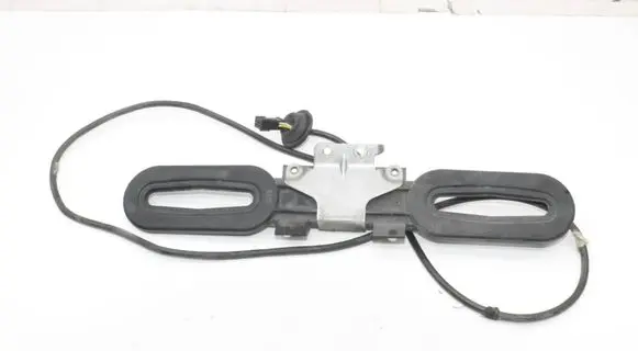 Mercedes-Benz SL R230 Keyless system antenna A2308200475