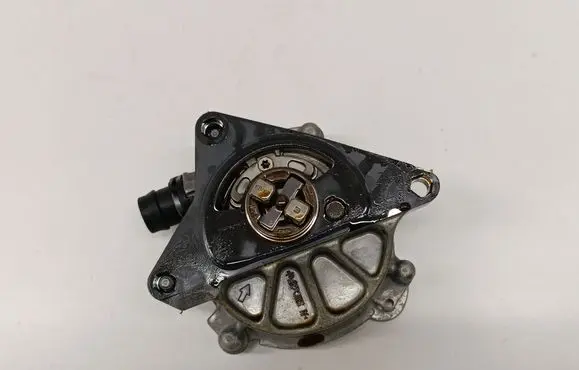 Mercedes-Benz C W206 Vacuum pump 201023B