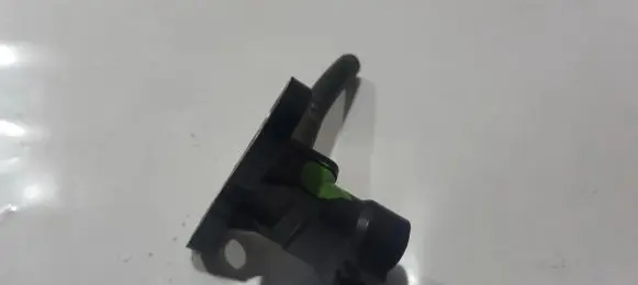 Toyota Avensis T220 Air pressure sensor