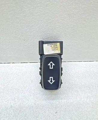 Opel Insignia A Seat control switch 13282592