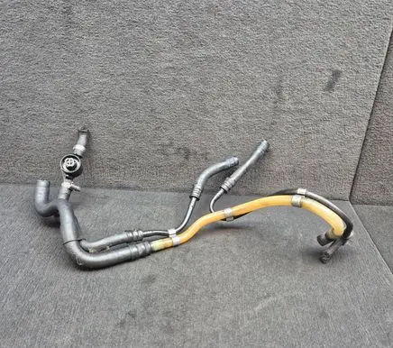 Audi A6 Allroad C5 Fuel line pipe 059130307AL 059130307AH 059130307K