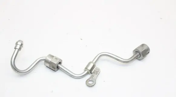 Mazda 3 II Fuel line pipe