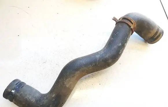 Renault Megane I Engine coolant pipe/hose