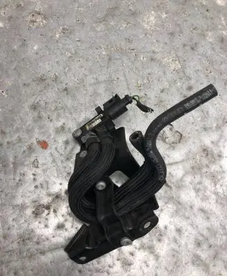 Volkswagen Golf Plus Exhaust gas pressure sensor 076906051BBILI 076906051B 1K0131552N