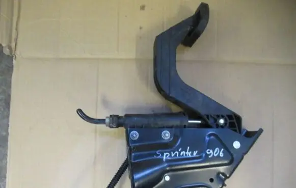 Clutch pedal
