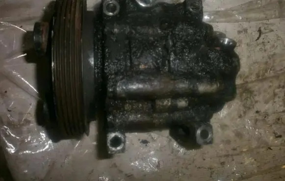 Mazda Xedos 6 Air conditioning (A/C) compressor (pump)