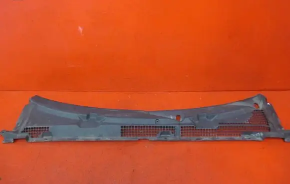 Alfa Romeo Brera Wiper trim 156063371 156063373