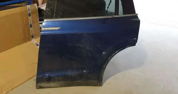 Tesla Model X Rear door
