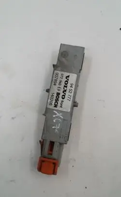 Volvo XC70 Airbag deployment crash/impact sensor 9452777