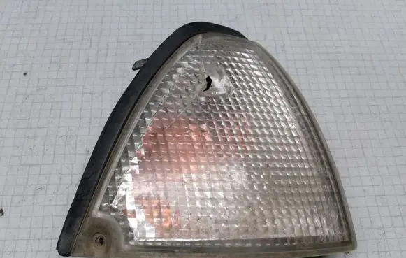 Nissan Primera Front indicator light 21024548 6R019524
