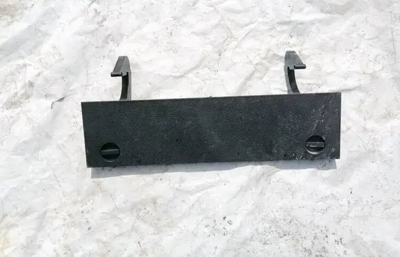 Volkswagen PASSAT B6 Other trunk/boot trim element 3c9868431