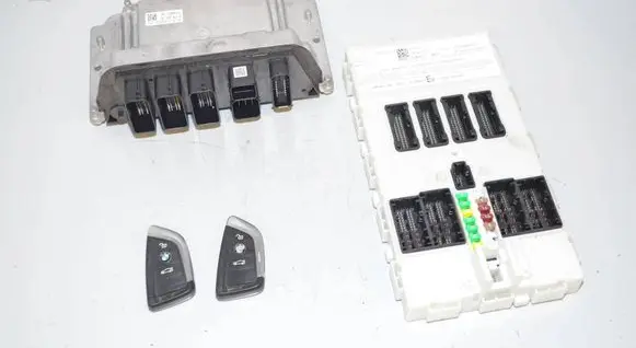 Engine ECU kit and lock set