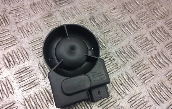 Toyota Auris E180 Alarm system siren 89040-02020