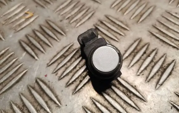 BMW 1 E81 E87 Parking PDC sensor 6935597