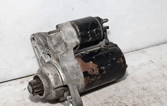 Skoda Fabia Mk1 (6Y) Starter motor 0001121016 02T911023E
