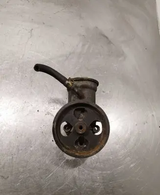 Toyota Avensis T250 Power steering pump