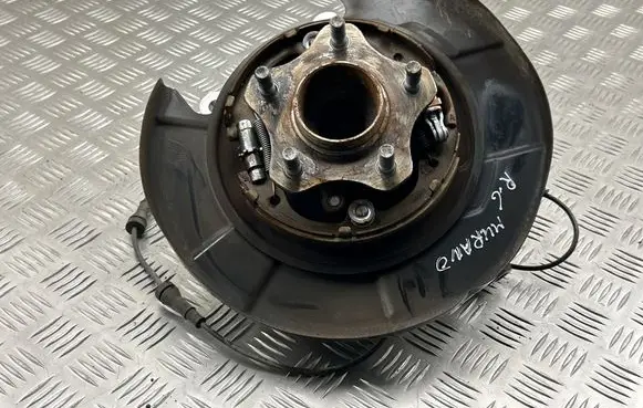 Nissan Murano Z52 Rear wheel hub spindle/knuckle 