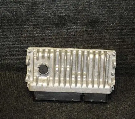 Toyota Yaris Engine control unit/module 896610DF60