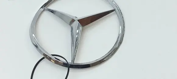 Mercedes-Benz 190 230 W110 W111 Manufacturers badge/model letters 1107580058