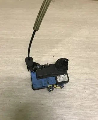 Volvo S60 Front door lock