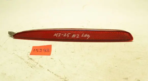 Rear tail light reflector