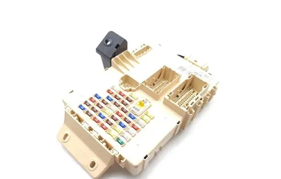 KIA Ceed Fuse module 91950-A2160