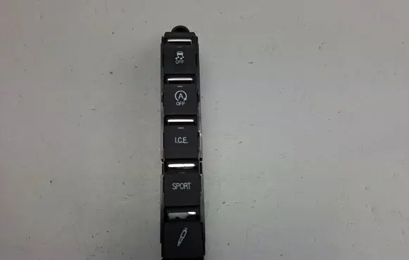 Maserati Ghibli Head unit multimedia control 670126322 M156MY195T