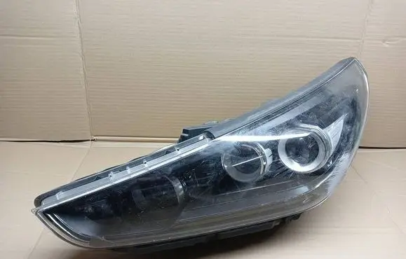 Hyundai i30 Headlight/headlamp G492121050 D330151
