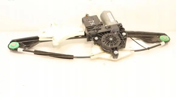 Volkswagen Golf Plus Rear window lifting mechanism without motor 5M0839401E